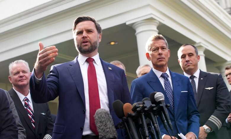 Vance pleads for 'five reasonable Democrats' to step up, end government 'hostage' situation amid aviation woes