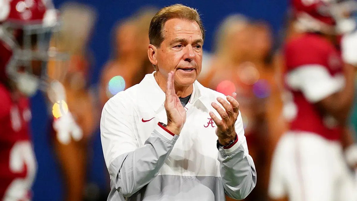 Julian Sayin during an Ohio State practice, preparing for the season.