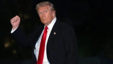 Trump Says He 'Won't Be Extorted' By Democrats, Shuns Negotiations As Shutdown Drags On