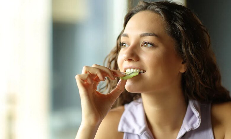 Scientific Backing: The Dual-Action Power of Kiwi for Gentle Constipation Relief