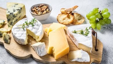 Four foods that protect your teeth from holiday sweets, according to dental expert
