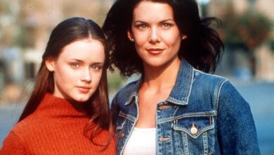 'Gilmore Girls' cast reminisce for 25th anniversary