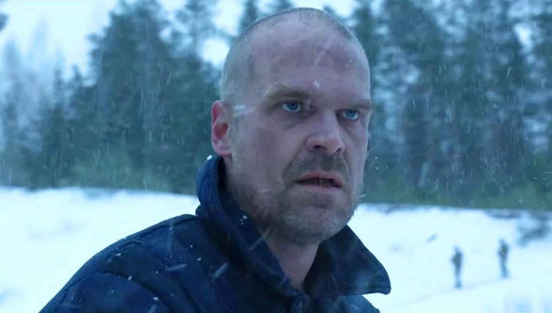 Steve Harrington wielding his baseball bat.