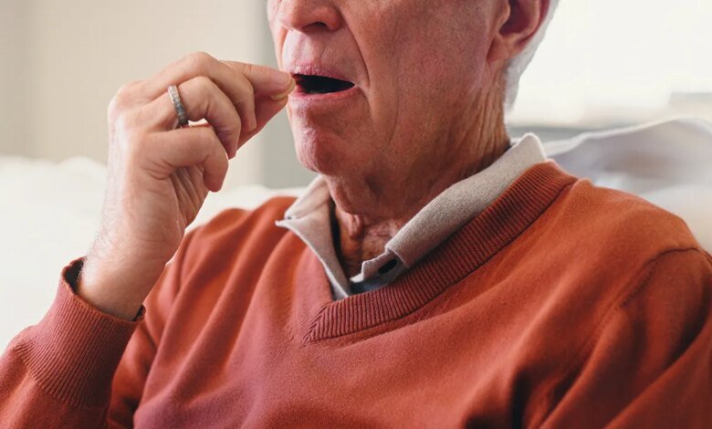 Common vitamin could protect some heart attack survivors, study shows