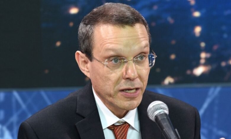 Amid 3I/ATLAS debate, Harvard Prof. Avi Loeb defends considering unconventional possibilities