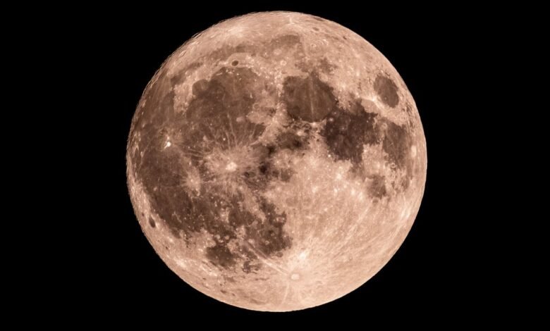 Moon phase today explained: What the moon will look like on November 14, 2025