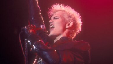 Billy Idol remembers 'whirlwind' of '80s, talks new 'vantage point'