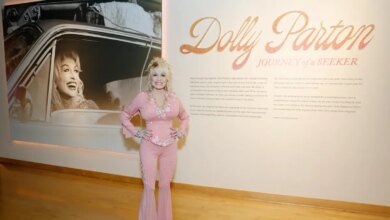 Dolly Parton shares Thanksgiving message amid health challenges