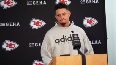 Chiefs and Cowboys lead the list of teams whose entire postseason fate hangs by the thinnest thread this week