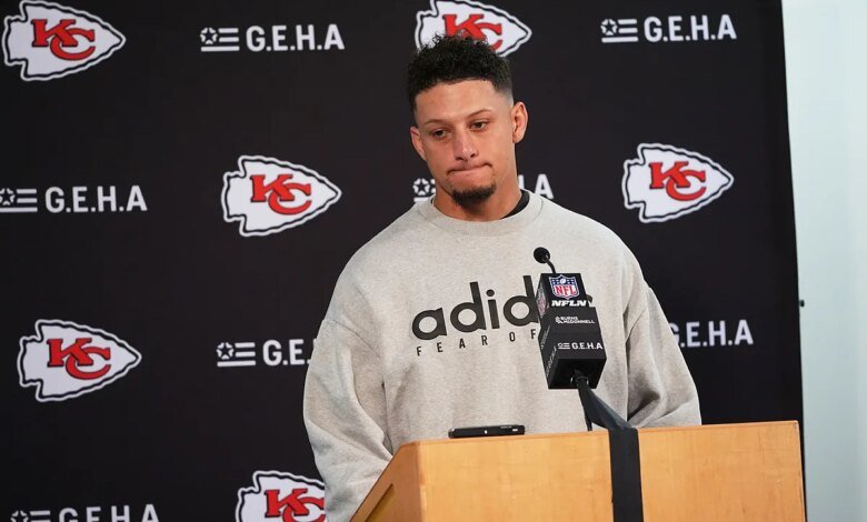 Chiefs and Cowboys lead the list of teams whose entire postseason fate hangs by the thinnest thread this week