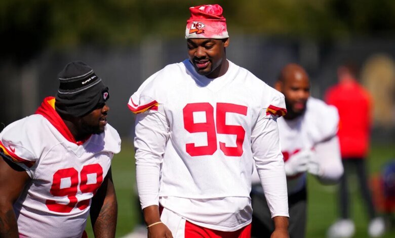 Chris Jones sends heartfelt message to two-time Super Bowl champion the Chiefs refused to sign