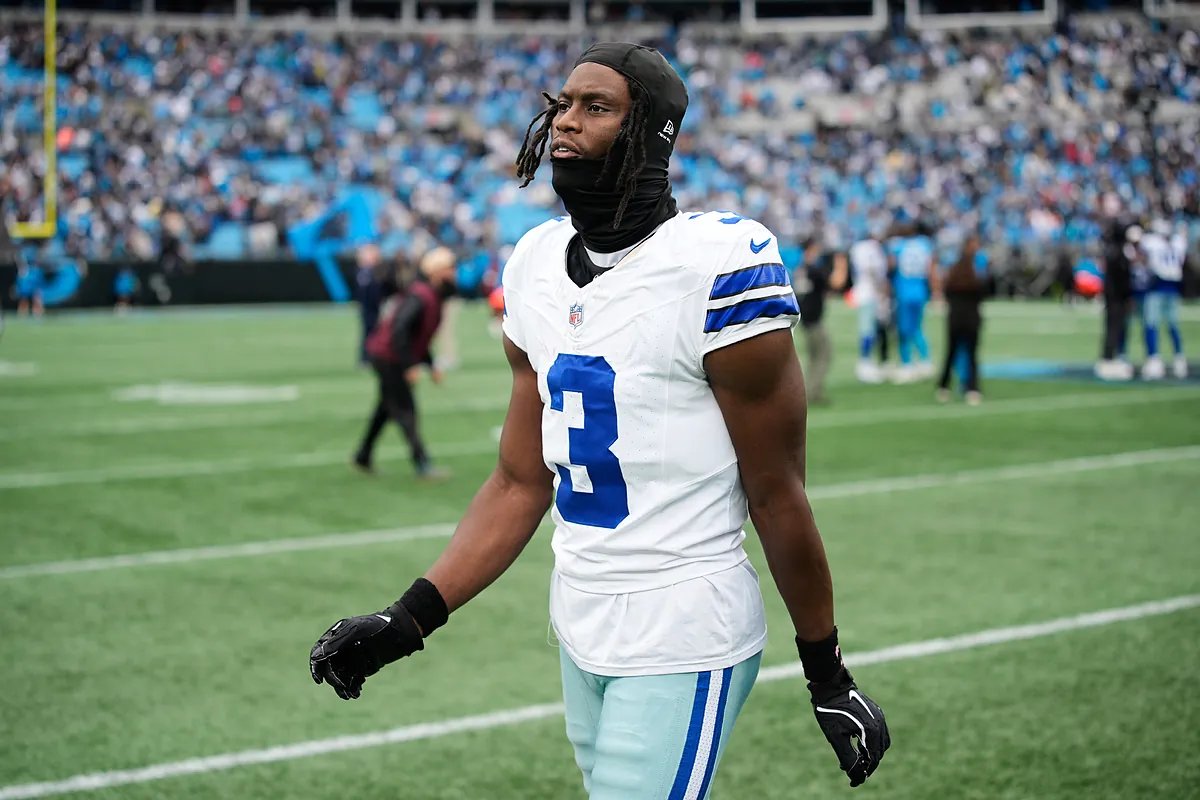 George Pickens in action, potentially a Cowboys target