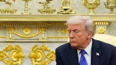 Donald Trump Didn’t Get His Way On 1 Piece Of Oval Office Bling: New Book