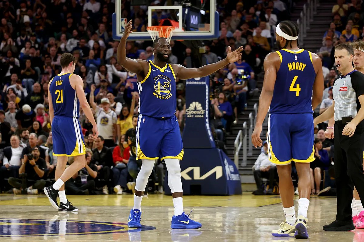 Draymond Green analyzing Dak Prescott's performance.