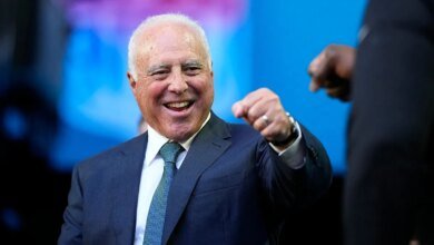 Eagles owner Jeffrey Lurie addresses locker room drama between Brown, Hurts and Barkley