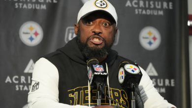 Furious reaction from Mike Tomlin after being asked about Aaron Rodgers' performance