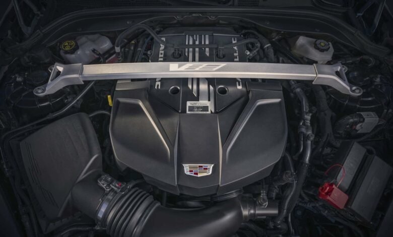 GM's New Small-Block V-8 Could Come In Two Flavors, With a Powerful Base Engine