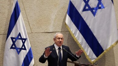 Israel's Netanyahu seeks pardon in years-long corruption trial
