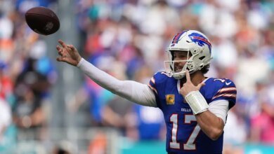 Josh Allen turns on Buffalo Bills teammate with cutting four-word jibe after Dolphins shock
