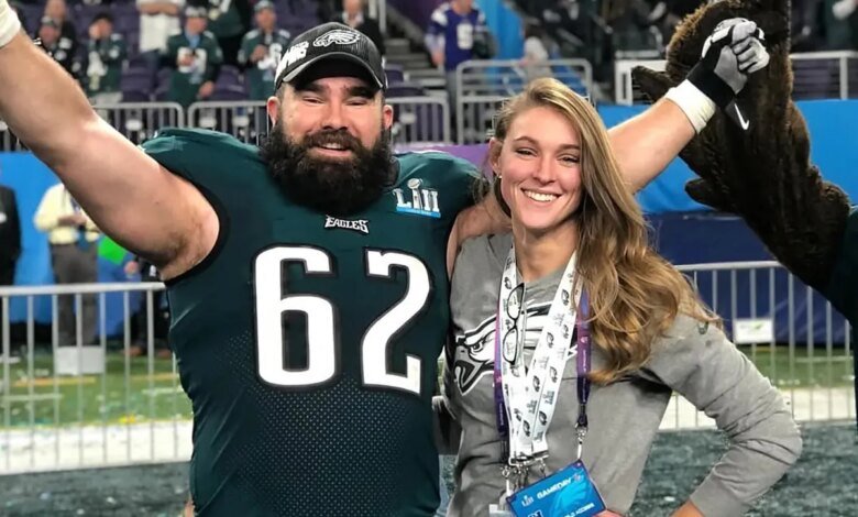 Kylie Kelce 'scolds' a fan when the option of having a fifth child comes up again: "My uterus might hear you!"
