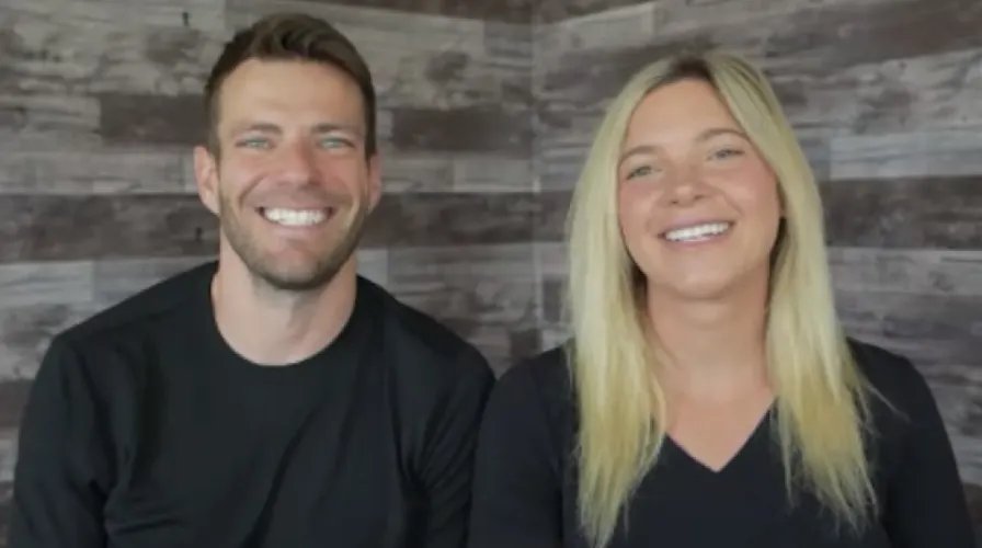 Congolese woman smiling