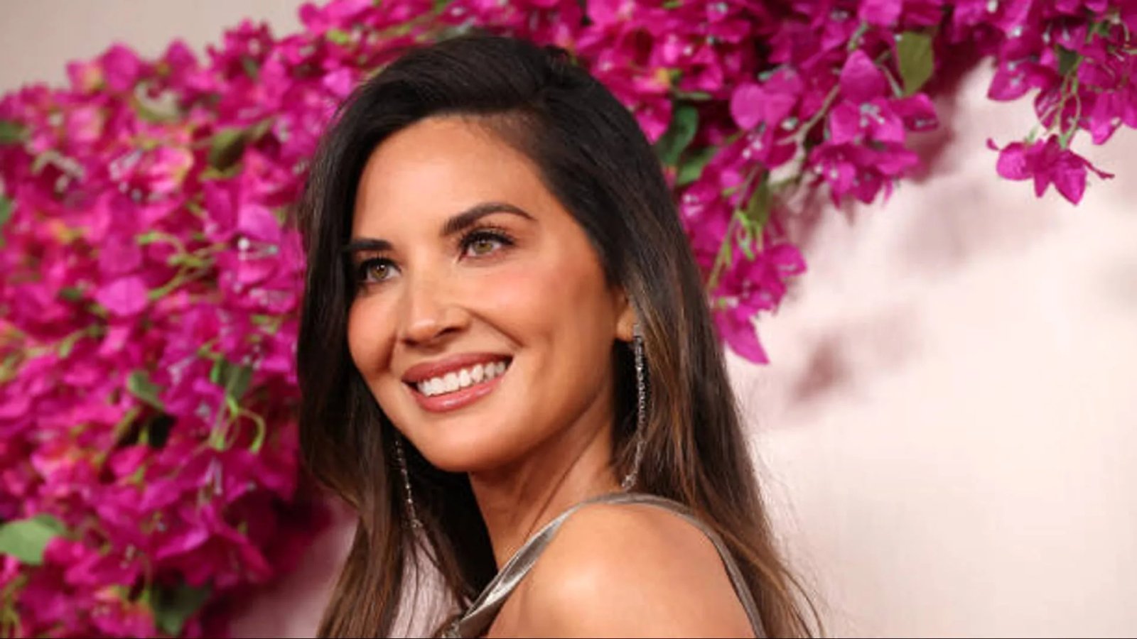 Kate Middleton bravely announces her cancer diagnosis to the world.