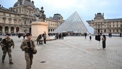 Paris Prosecutor Says Arrested Man Is 4th Member Of Louvre Heist Gang