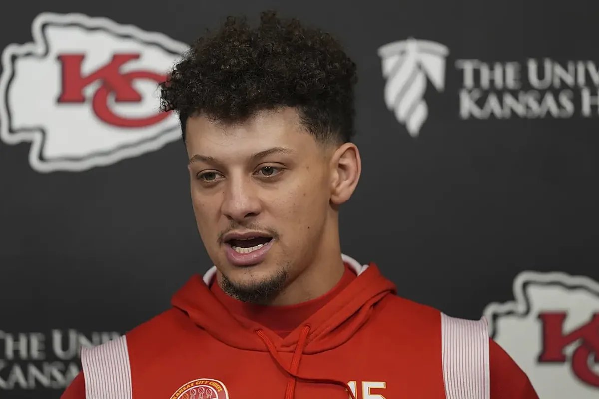 Patrick Mahomes enthusiastically supports Jacob Rodriguez for the Heisman Trophy