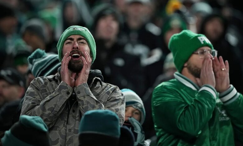 Philadelphia fans hit the boiling point and boo the Eagles in game vs Bears