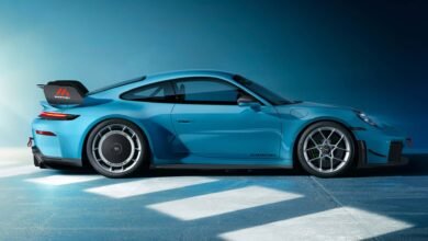 Porsche 911 GT3 Levels Up With a New Manthey Kit