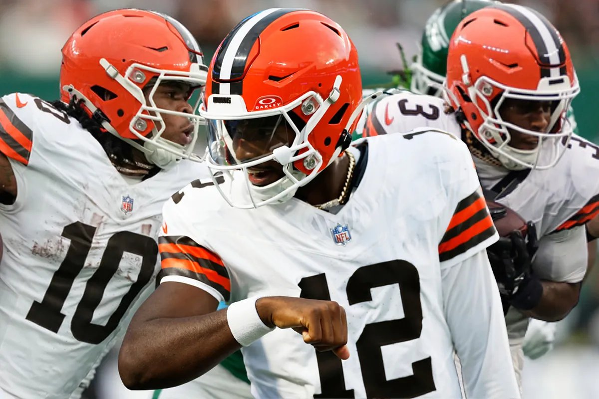 Quinshon Judkins and Jerry Jeudy celebrating a touchdown for the Cleveland Browns