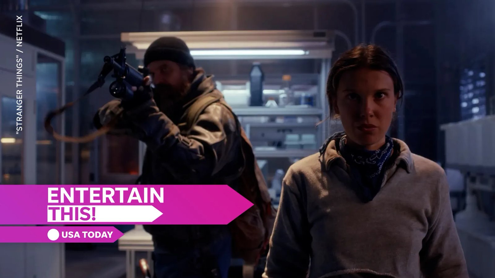 Sarah Snook with her daughter