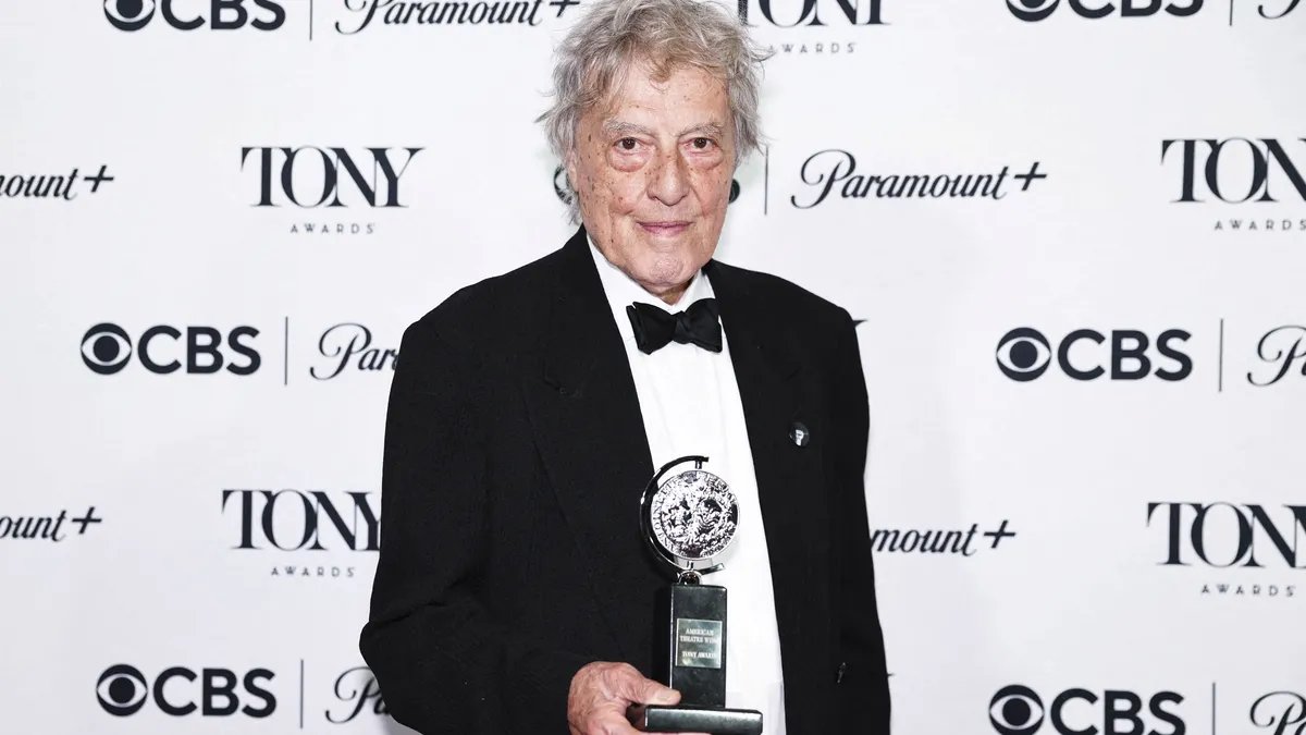 Tom Stoppard at the premiere of 'Shakespeare in Love'