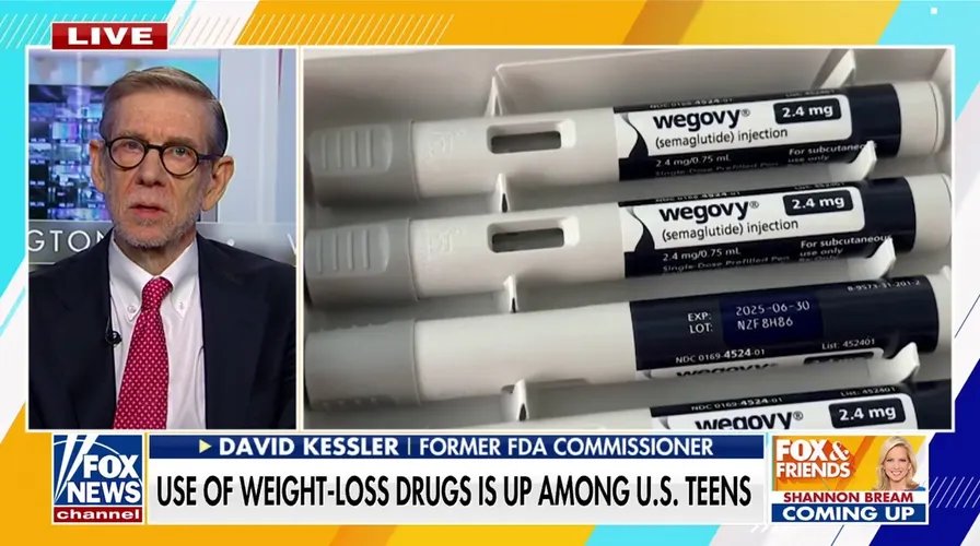 Illustration of healthy food choices, emphasizing fruits, vegetables, lean proteins, and whole grains for combating normal weight obesity.