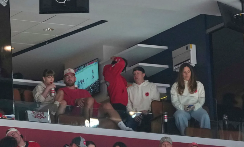 Taylor Swift compares Andy Reid to her mother, Andrea, as Travis Kelce quickly wins over her entire family