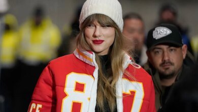 Taylor Swift gets tired of being hounded by the cameras