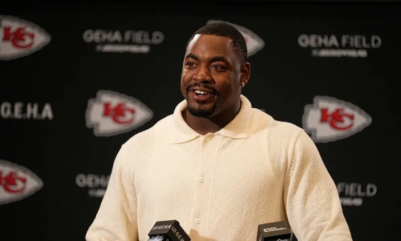 The Chiefs aren't helping Chris Jones, and he'll be under more pressure than Patrick Mahomes