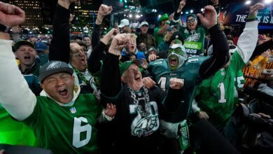 The legendary tale of Eagles fans vs. Santa Claus: A Philadelphia sports myth explained