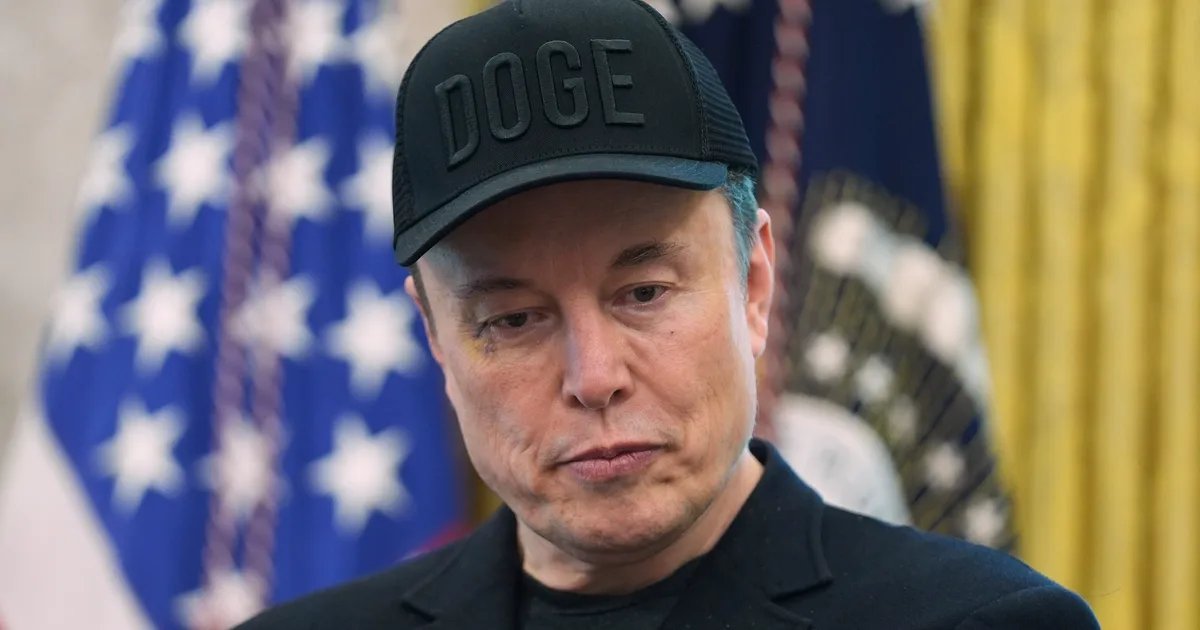 Vivian Holloway speaking at the Literary Lions Gala, her expression a mixture of amusement and disdain.