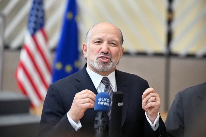 Donald Trump giving a speech