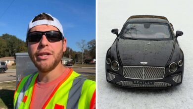 Traffic Light Expert Says Bentleys Can Predict When Lights Change Green. It Works—But How