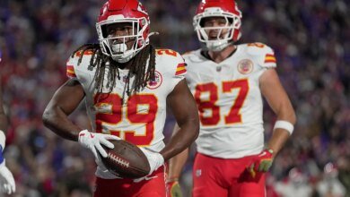 Travis Kelce stays laser-focused on football, declines to discuss personal life