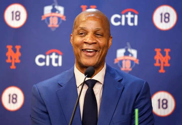 Darryl Strawberry's Mets jersey, symbolizing his baseball legacy and past