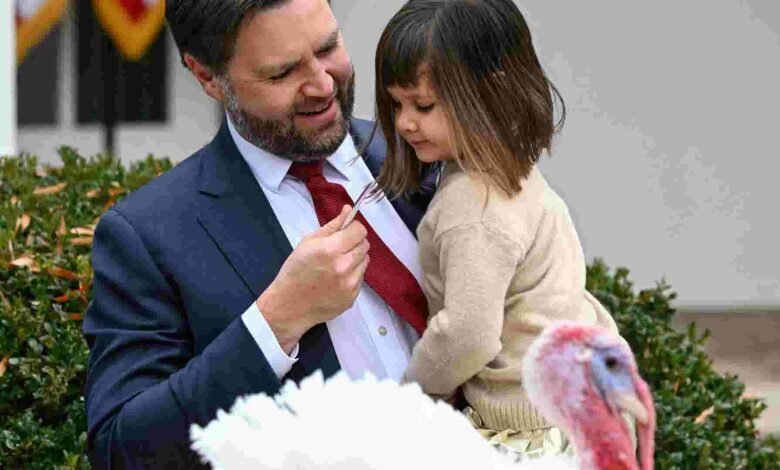 Vance serves Thanksgiving hot takeNews