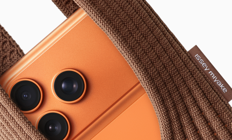 What is iPhone Pocket, Apple’s new 840 AED accessory?  Can you buy it in UAE?
