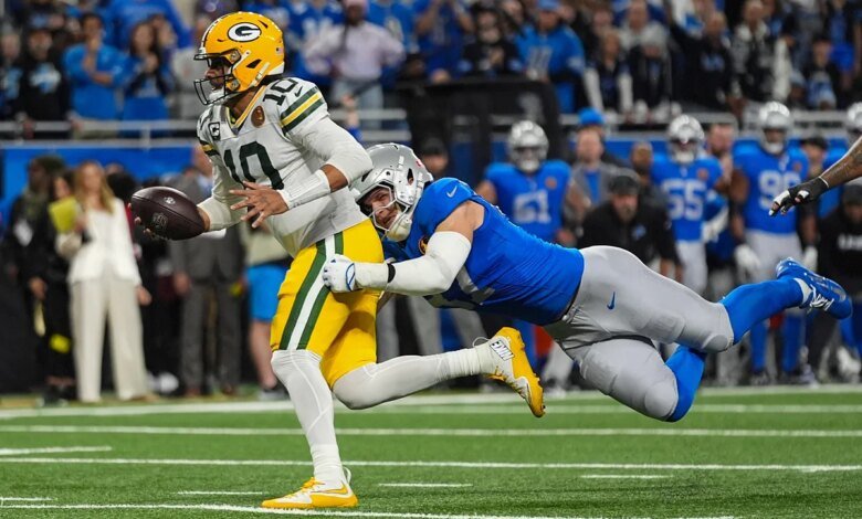 Why angry NFL fans are demanding an investigation into referees after Packers' win over Lions