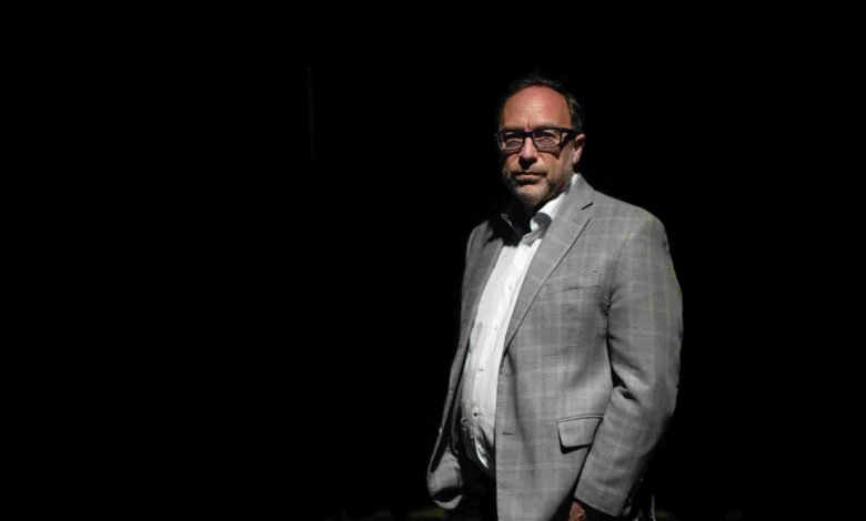 Wikipedia revolutionized the way information is sharedBooks