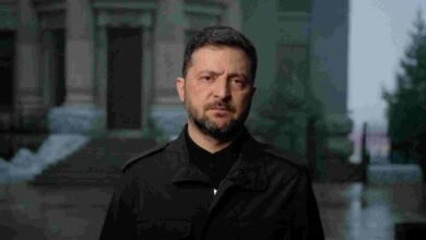 Zeleskyy, Putin respond to U.S. peace planWorld