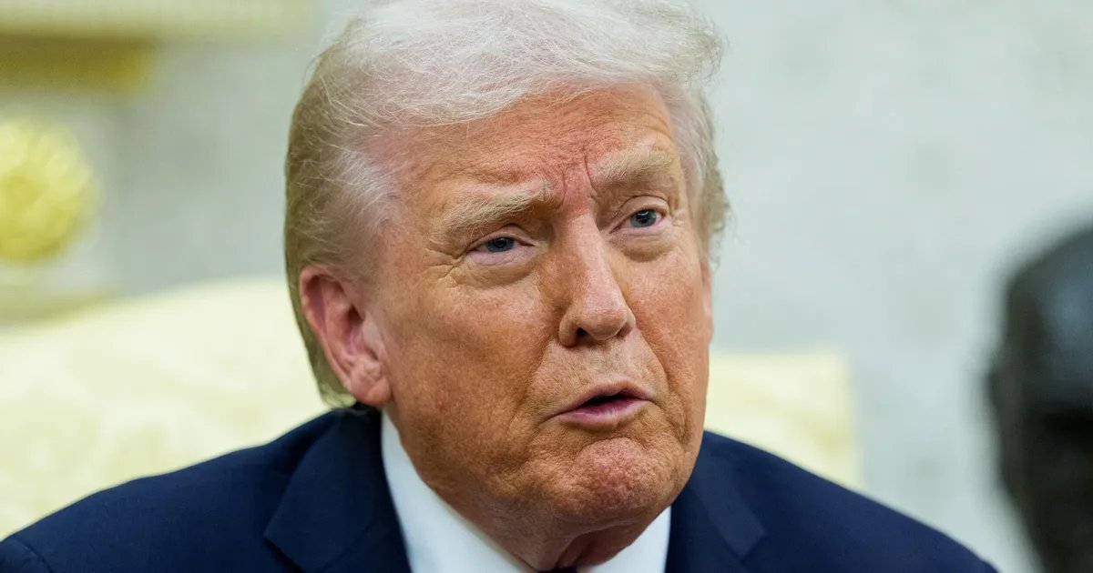 Donald Trump speaking at a rally, making a bold claim about tariffs.