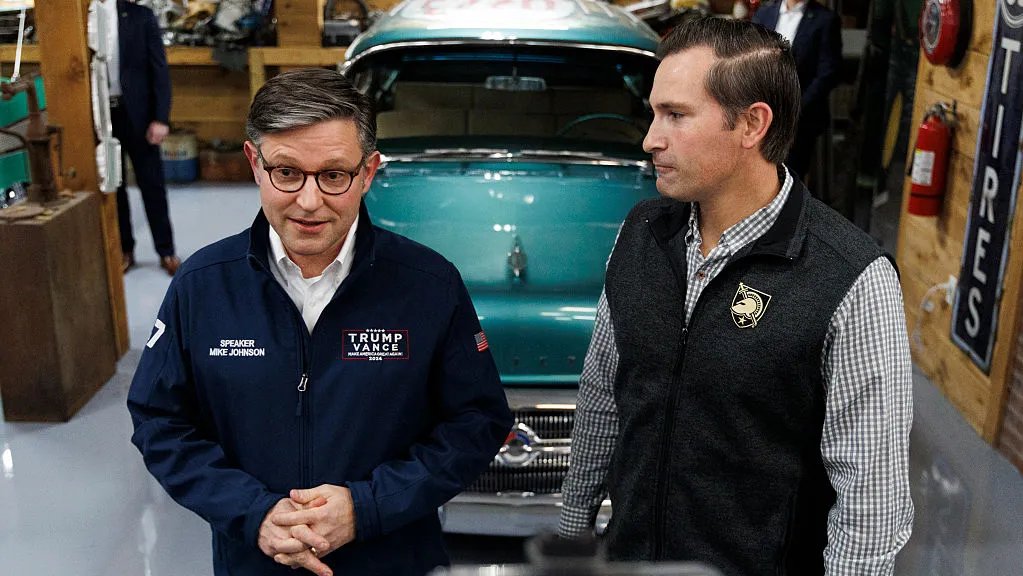 Close-up of Al Gore speaking passionately.